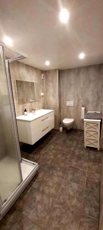 Aurora Rooms In Shared Apartment Nr1 We Are Doing Privet Northen Light Trip, Reindeer Trip And Sommaroy Fjord Trip ทรอมโซ ภายนอก รูปภาพ